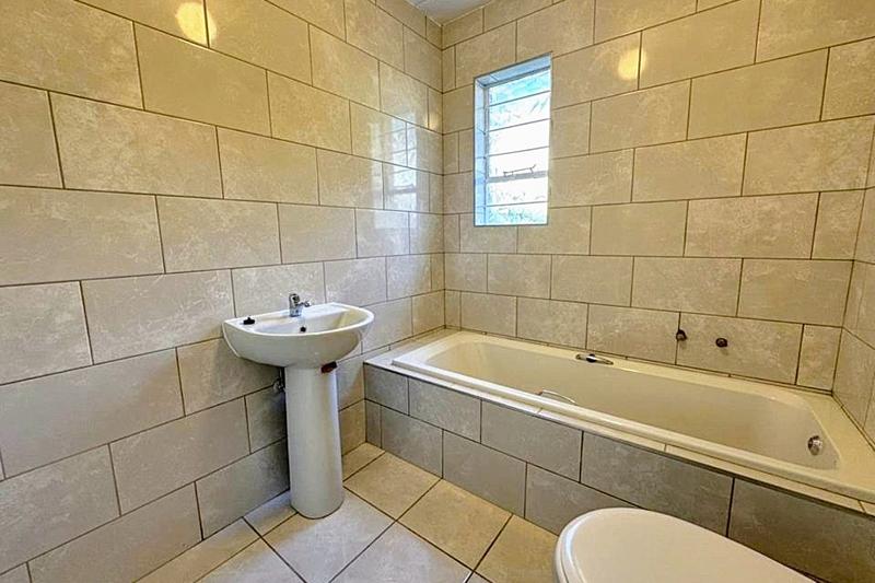 2 Bedroom Property for Sale in Bedford Gardens Gauteng