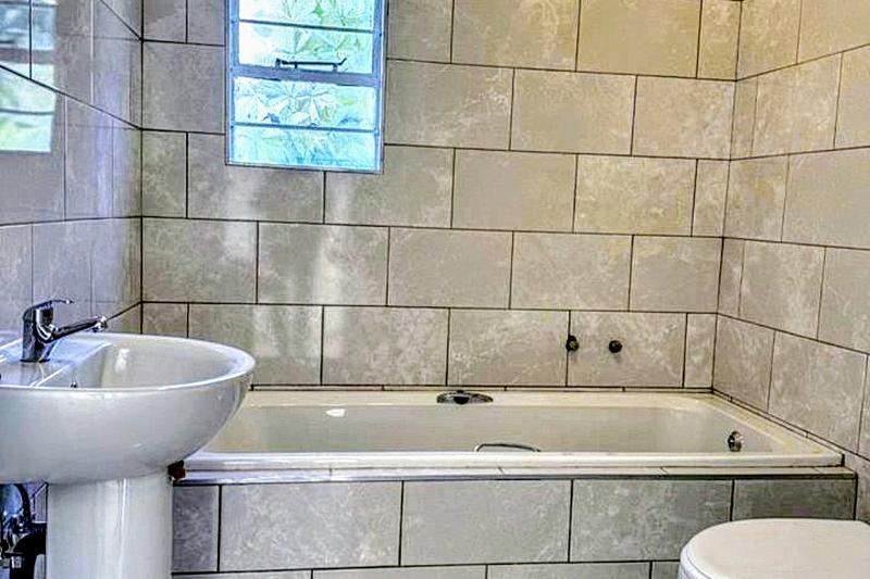 2 Bedroom Property for Sale in Bedford Gardens Gauteng