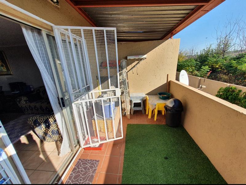 2 Bedroom Property for Sale in Dorandia Gauteng