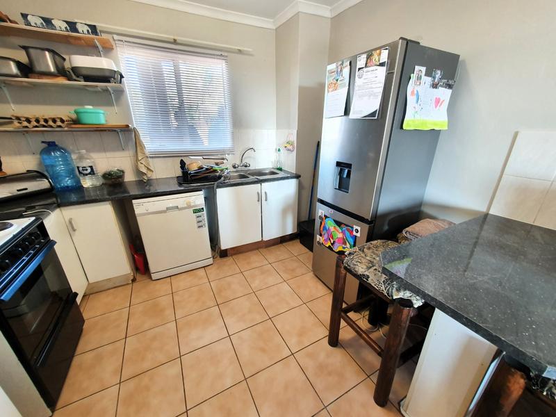 2 Bedroom Property for Sale in Dorandia Gauteng