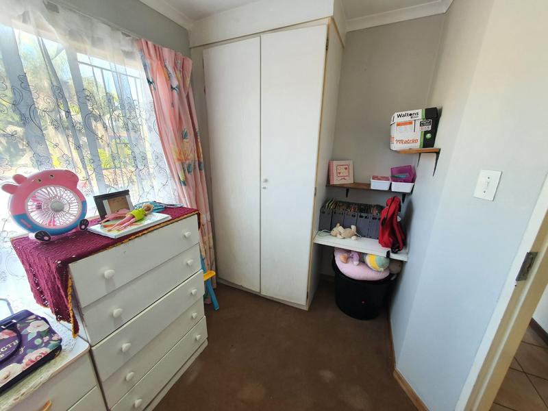 2 Bedroom Property for Sale in Dorandia Gauteng