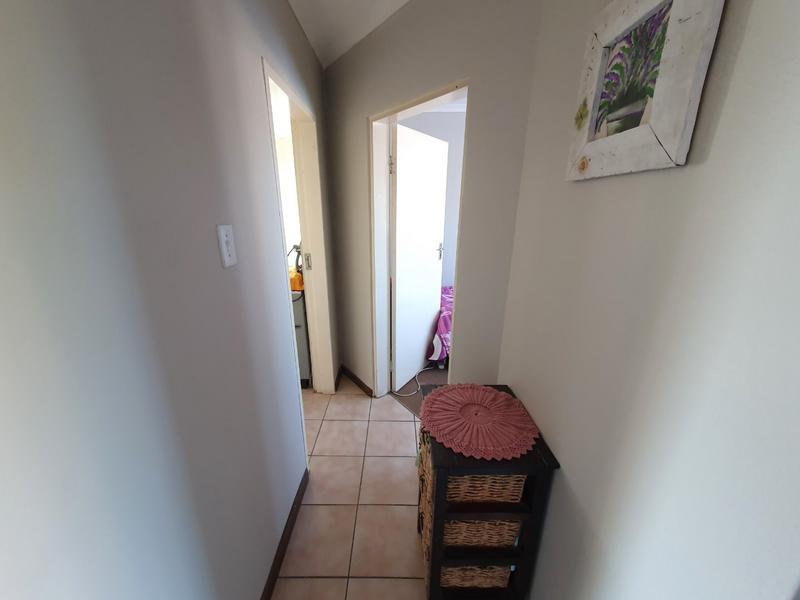 2 Bedroom Property for Sale in Dorandia Gauteng