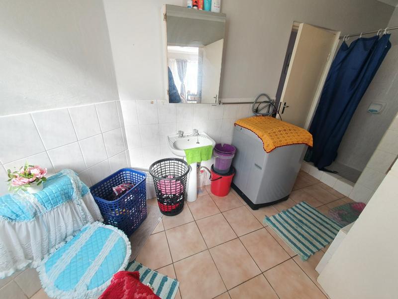 2 Bedroom Property for Sale in Dorandia Gauteng