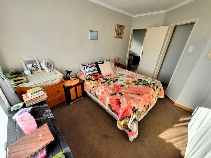 2 Bedroom Property for Sale in Dorandia Gauteng