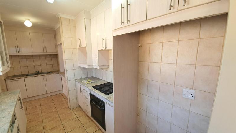 3 Bedroom Property for Sale in Hesteapark Gauteng