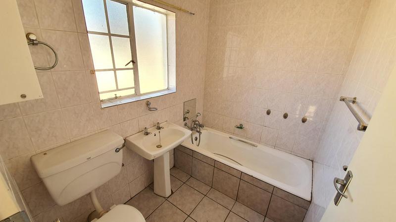 3 Bedroom Property for Sale in Hesteapark Gauteng