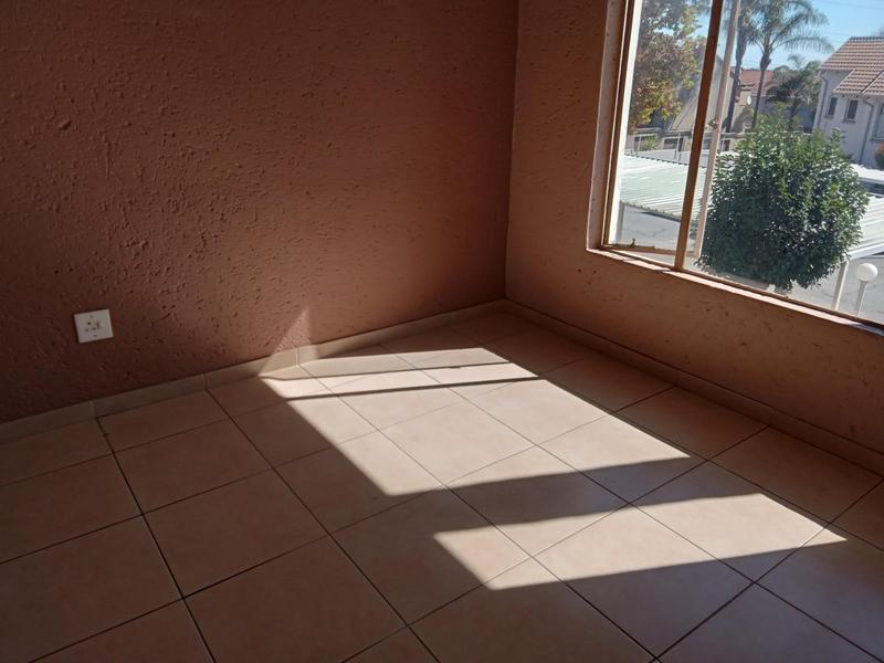 2 Bedroom Property for Sale in Eden Glen Gauteng