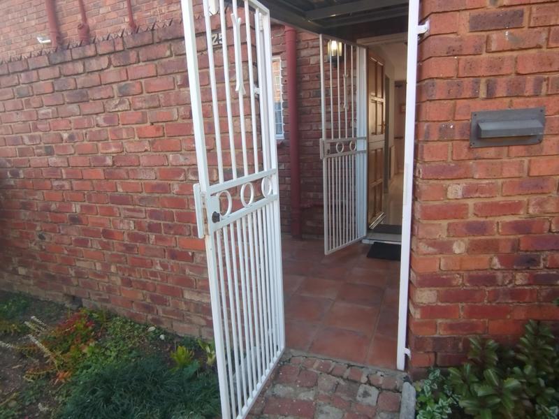 2 Bedroom Property for Sale in Freeway Park Gauteng