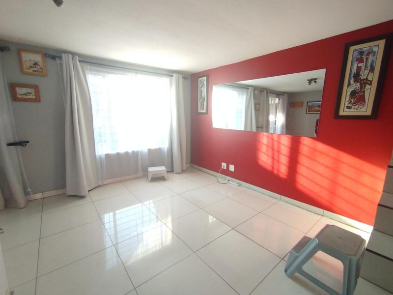 2 Bedroom Property for Sale in Freeway Park Gauteng