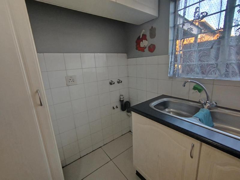 2 Bedroom Property for Sale in Freeway Park Gauteng