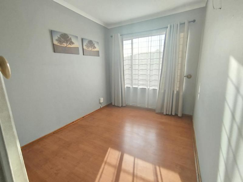 2 Bedroom Property for Sale in Freeway Park Gauteng