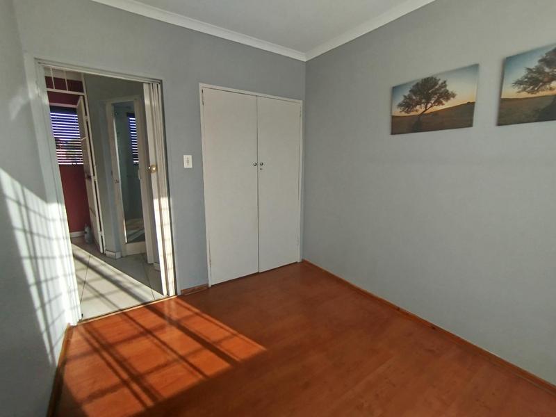 2 Bedroom Property for Sale in Freeway Park Gauteng