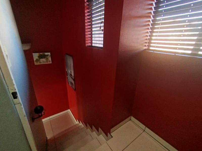 2 Bedroom Property for Sale in Freeway Park Gauteng