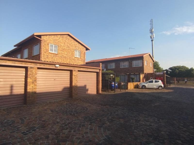 2 Bedroom Property for Sale in Freeway Park Gauteng