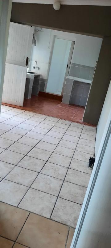To Let 1 Bedroom Property for Rent in Kensington Gauteng
