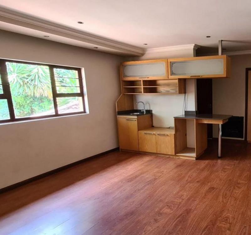 To Let 4 Bedroom Property for Rent in Kensington Gauteng
