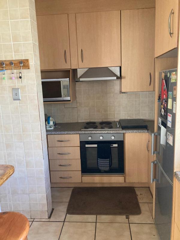 4 Bedroom Property for Sale in Wychwood Gauteng
