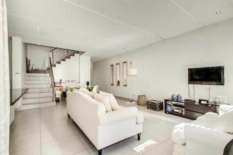 To Let 3 Bedroom Property for Rent in Craigavon Gauteng