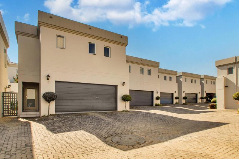 To Let 3 Bedroom Property for Rent in Craigavon Gauteng
