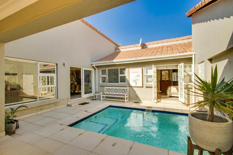 To Let 3 Bedroom Property for Rent in Fourways Gauteng