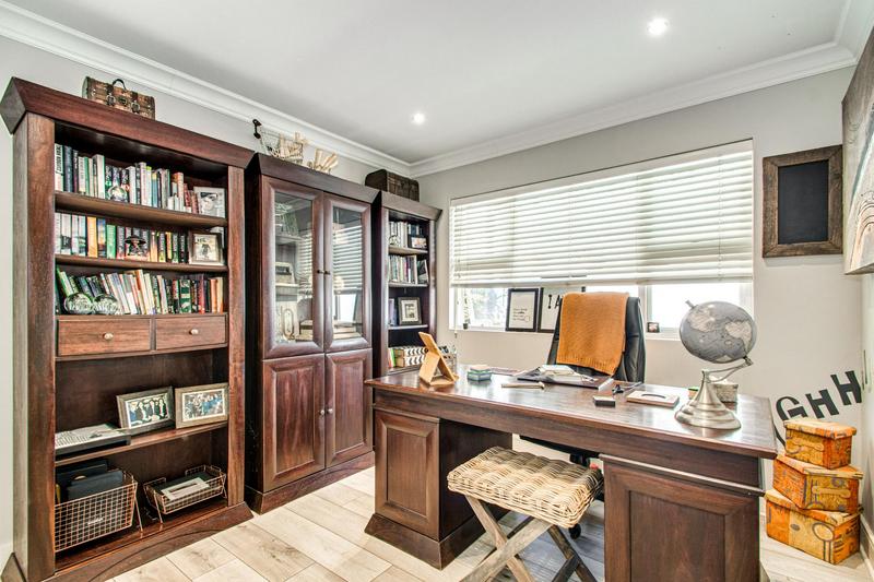 To Let 3 Bedroom Property for Rent in Fourways Gauteng