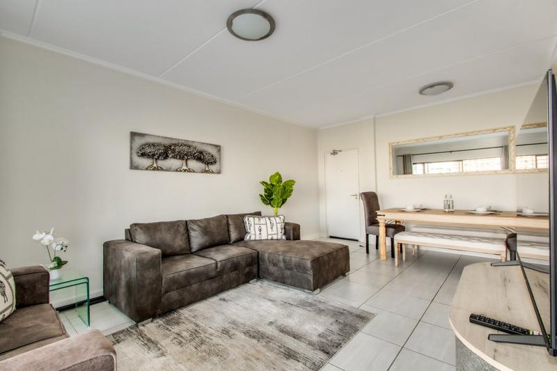 To Let 3 Bedroom Property for Rent in Waterfall Gauteng