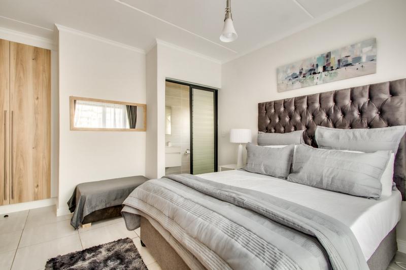 To Let 3 Bedroom Property for Rent in Waterfall Gauteng