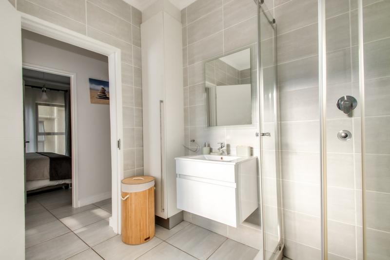 To Let 3 Bedroom Property for Rent in Waterfall Gauteng