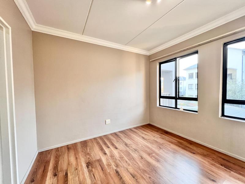 To Let 1 Bedroom Property for Rent in Broadacres Gauteng