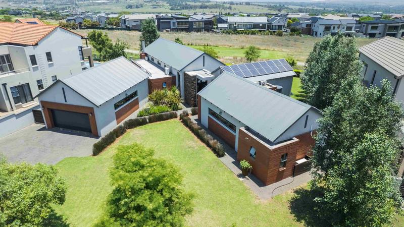 To Let 3 Bedroom Property for Rent in Copperleaf Estate Gauteng