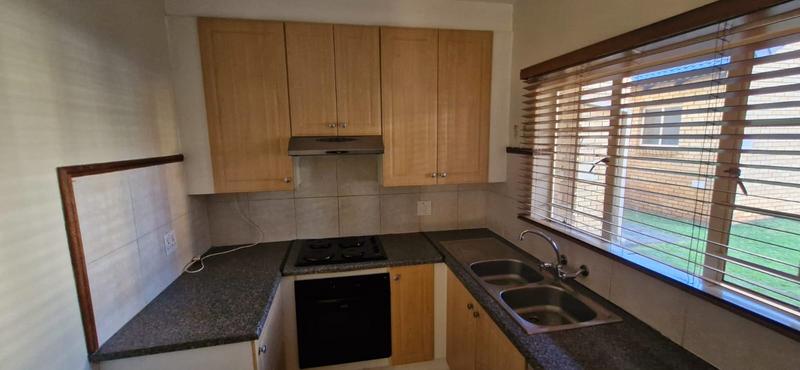 2 Bedroom Property for Sale in Monavoni Gauteng