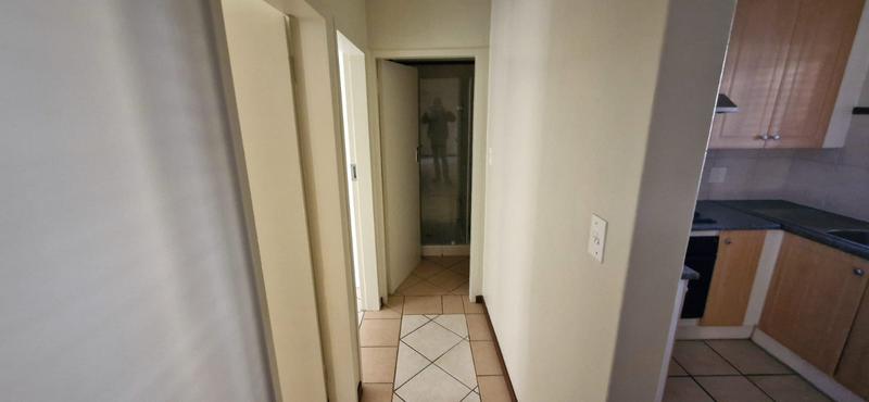 2 Bedroom Property for Sale in Monavoni Gauteng
