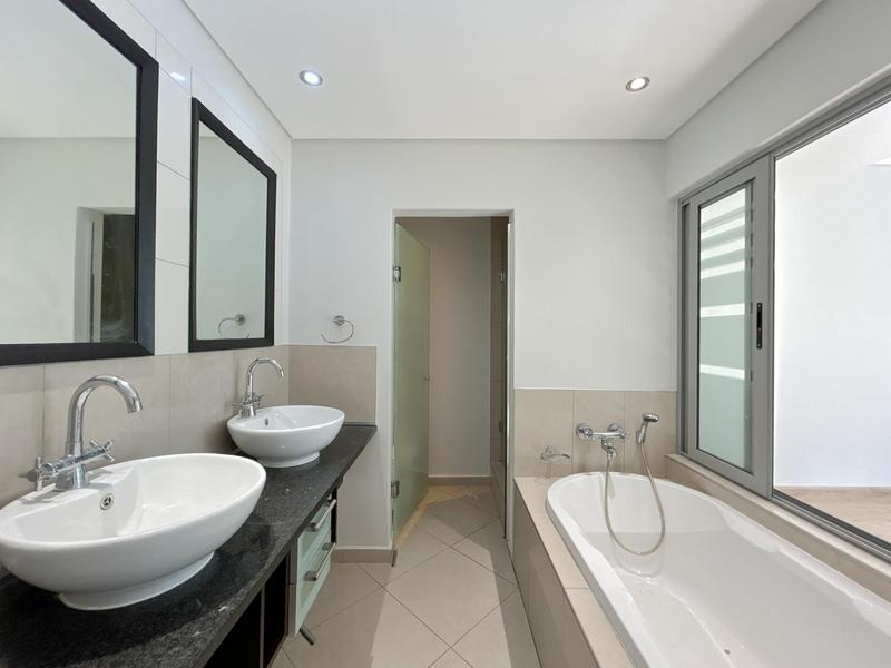 To Let 2 Bedroom Property for Rent in Morningside Gauteng