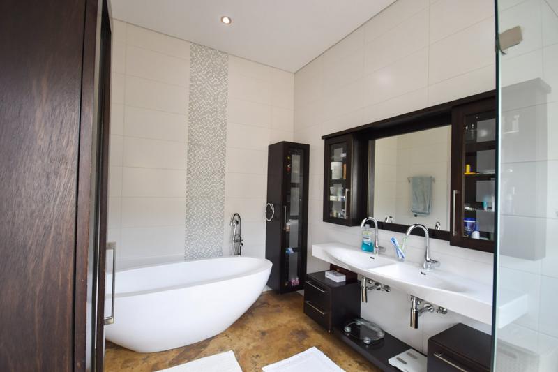 4 Bedroom Property for Sale in Midstream Estate Gauteng