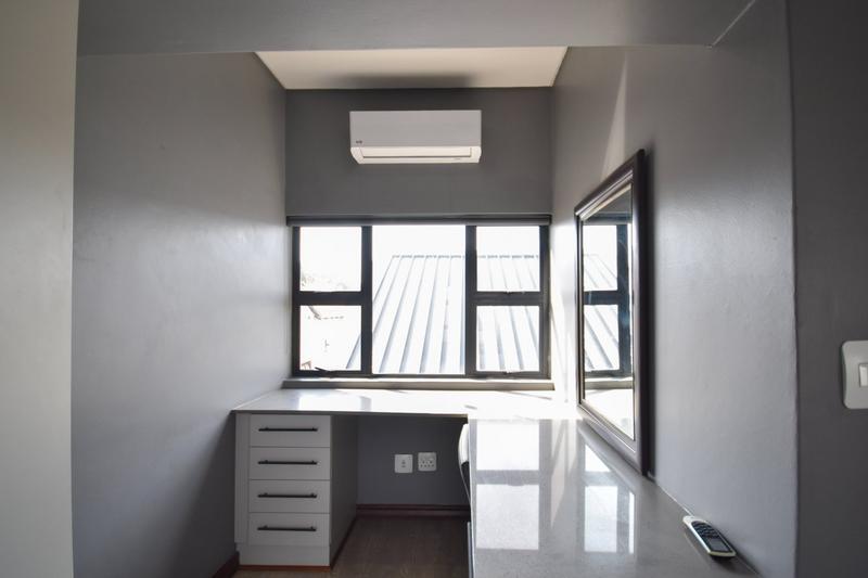 4 Bedroom Property for Sale in Midstream Estate Gauteng