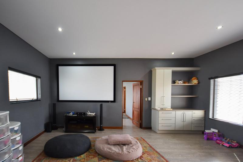 4 Bedroom Property for Sale in Midstream Estate Gauteng
