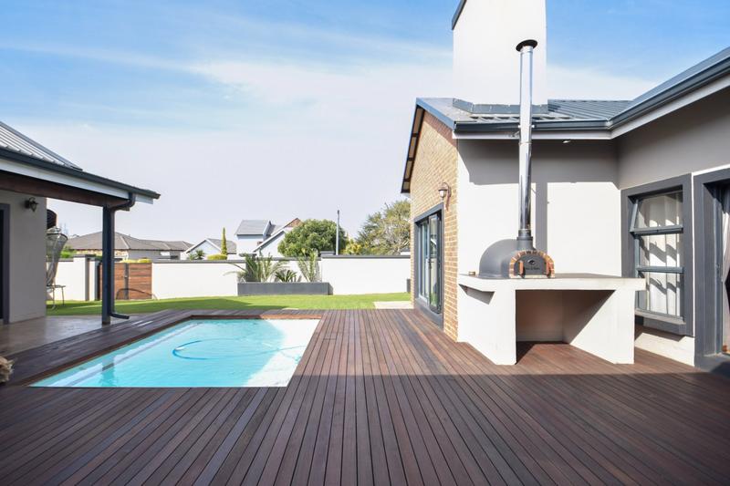 4 Bedroom Property for Sale in Midstream Estate Gauteng