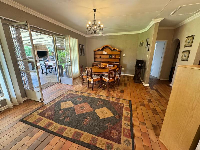 4 Bedroom Property for Sale in Wierda Park Gauteng