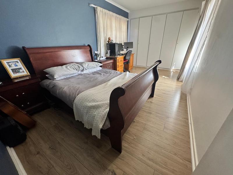4 Bedroom Property for Sale in Wierda Park Gauteng
