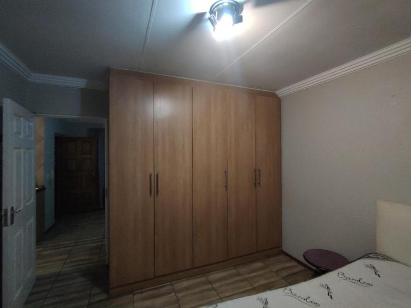 To Let 1 Bedroom Property for Rent in Hennopspark Gauteng