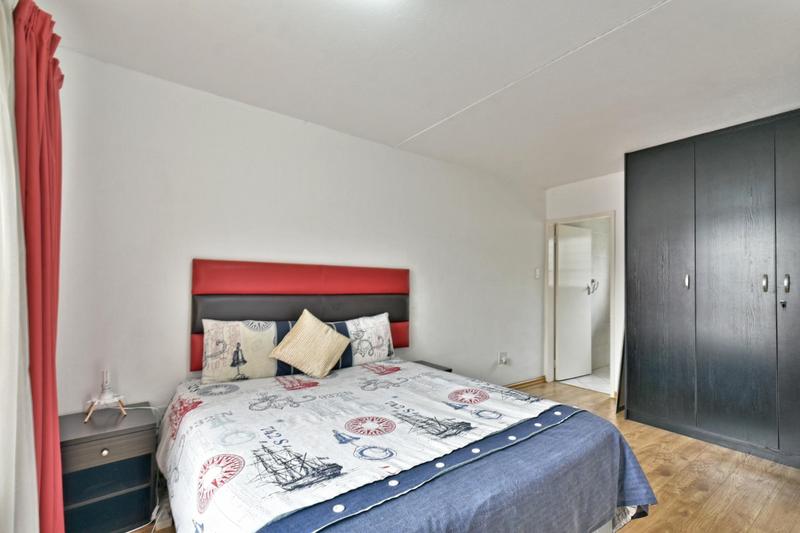 2 Bedroom Property for Sale in Sandown Gauteng