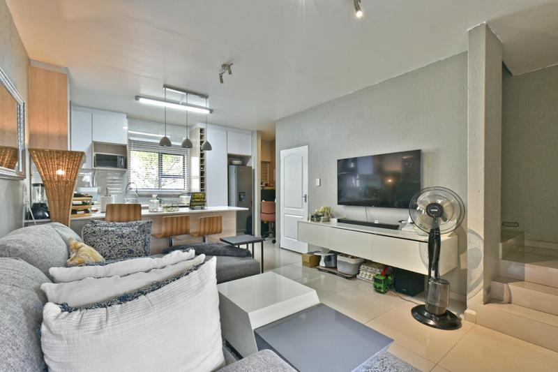 2 Bedroom Property for Sale in Honeydew Grove Gauteng