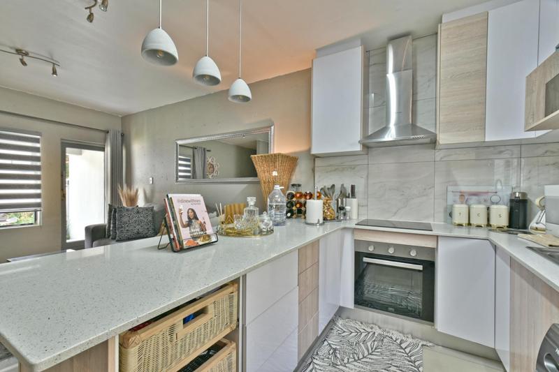 2 Bedroom Property for Sale in Honeydew Grove Gauteng