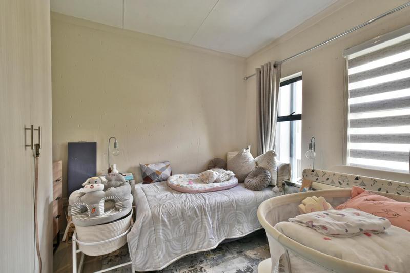 2 Bedroom Property for Sale in Honeydew Grove Gauteng
