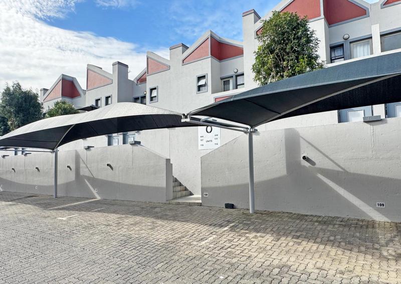2 Bedroom Property for Sale in Honeydew Grove Gauteng