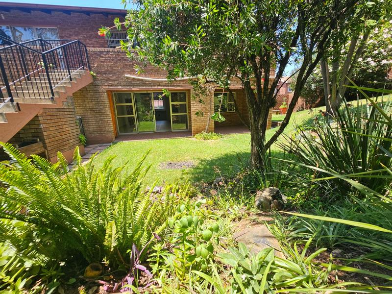 To Let 2 Bedroom Property for Rent in Northcliff Gauteng