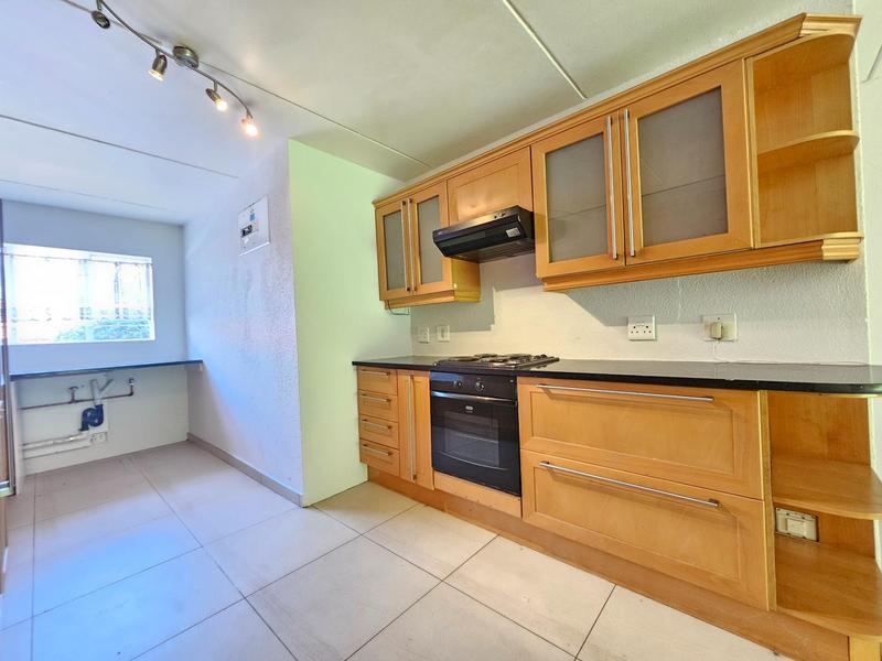 To Let 2 Bedroom Property for Rent in Northcliff Gauteng