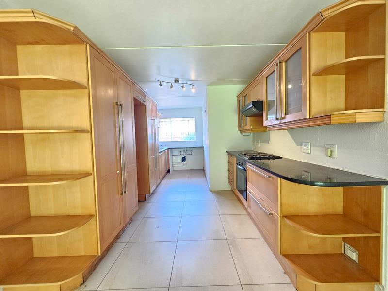 To Let 2 Bedroom Property for Rent in Northcliff Gauteng