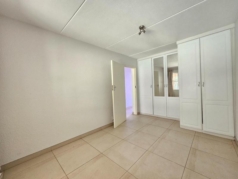 To Let 2 Bedroom Property for Rent in Northcliff Gauteng