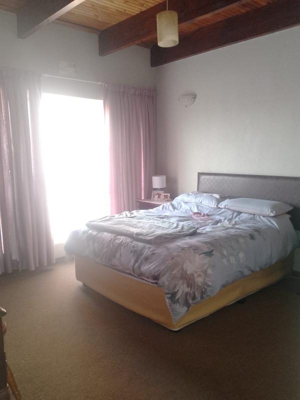 2 Bedroom Property for Sale in Petersfield Gauteng